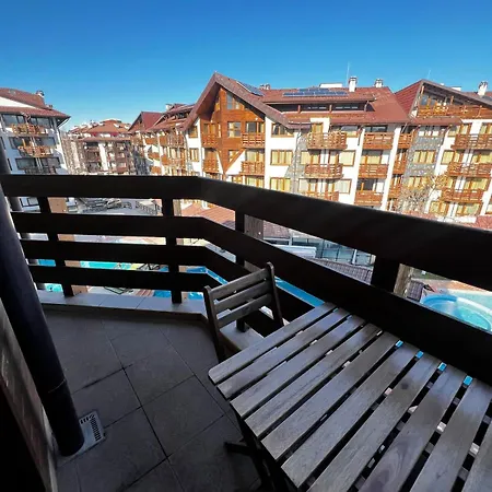 Deluxe Belvedere - 350m Skilift بانسكو