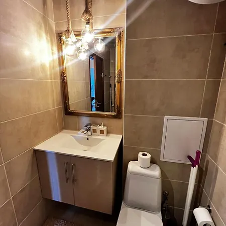 Deluxe Belvedere - 350m Skilift Apartment